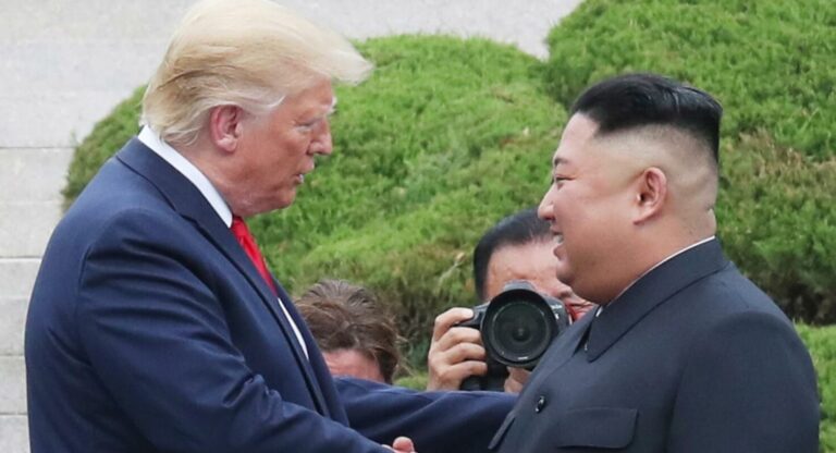 Trump afirma que mantiene una “excelente relación” con Kim Jong-un Trump afirma que mantiene una “excelente relación” con Kim Jong-un