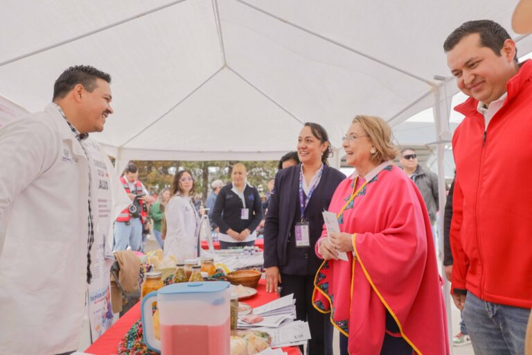 Entrega Estado paquetes alimenticios a 900 familias del municipio de Ocampo Entrega Estado paquetes alimenticios a 900 familias del municipio de Ocampo