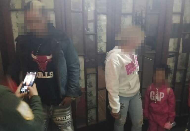 Tras operativo detienen a varios migrantes en la capital Tras operativo detienen a varios migrantes en la capital