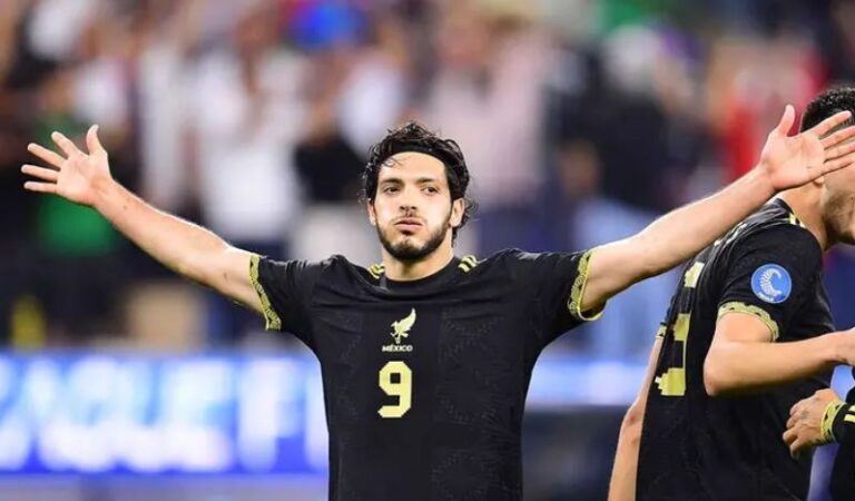 México asciende en el ranking de la FIFA México asciende en el ranking de la FIFA