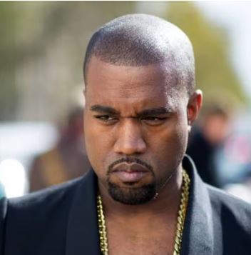 Kanye West culpa a Taylor Swift de no poder presentarse en ningún show de medio tiempo del Super Bowl Kanye West culpa a Taylor Swift de no poder presentarse en ningún show de medio tiempo del Super Bowl