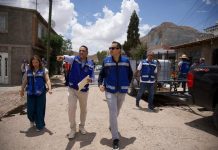 Supervisa Marco Bonilla pavimentación en calle 38 1/2 en colonia UP