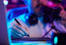 Universidad de Arizona crea licenciatura para formar a influencers profesionales